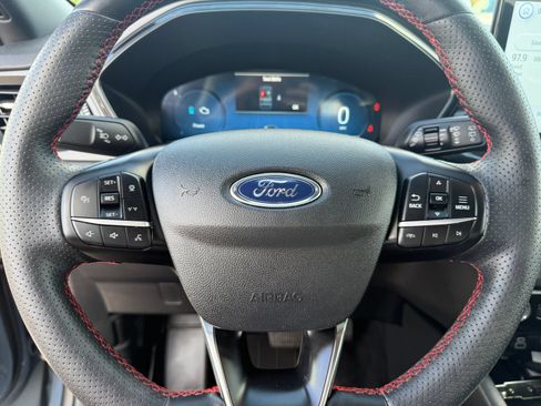 Certified 2025 Ford Escape ST-Line Select w/ Tech Pack #2 AWD/4WD image 36
