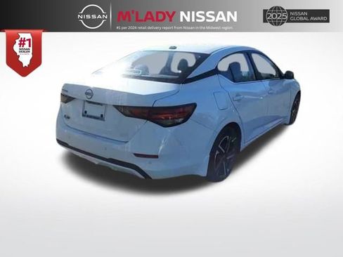 New 2025 Nissan Sentra SV image 7