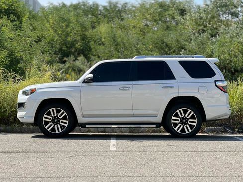Used 2020 Toyota 4Runner Limited image 6