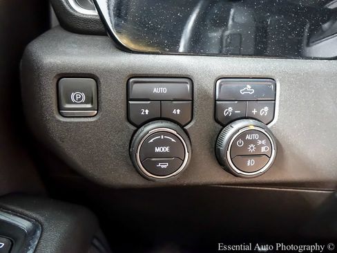 Used 2023 Chevrolet Silverado 1500 RST w/ Redline Edition AWD/4WD image 20