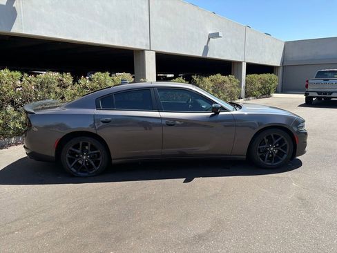 Used 2020 Dodge Charger SXT w/ Plus Group RWD image 3