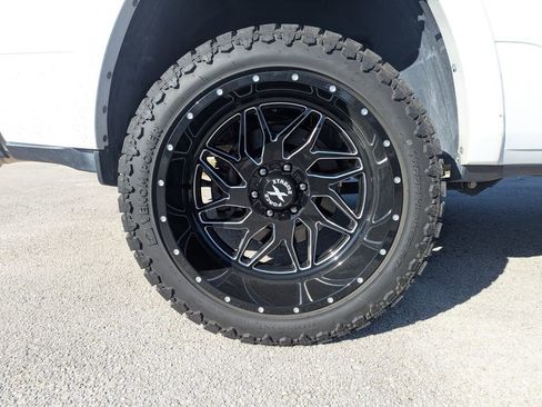 Used 2022 RAM 1500 Limited w/ Body Color Bumper Group image 15