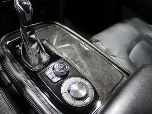 Used 2021 INFINITI QX80 Luxe image 23