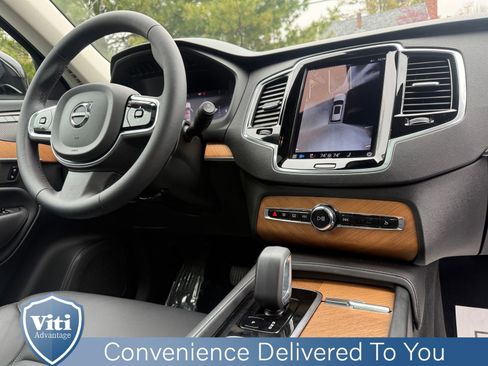 Certified 2024 Volvo XC90 B6 Plus AWD/4WD image 32