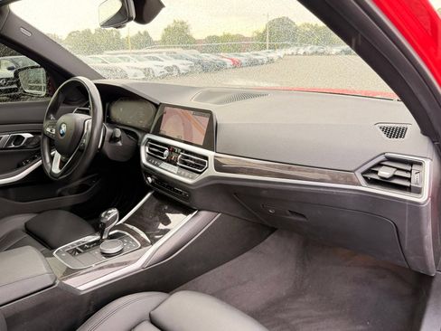 Used 2019 BMW 330i xDrive Sedan w/ Convenience Package AWD/4WD image 31