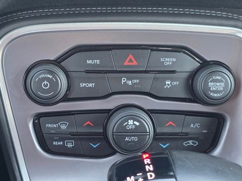 Used 2019 Dodge Challenger SXT w/ Plus Package image 12