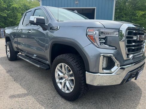 Used 2019 GMC Sierra 1500 SLT w/ SLT Premium Package AWD/4WD image 13