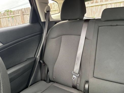 Used 2025 Kia Sportage LX FWD image 33