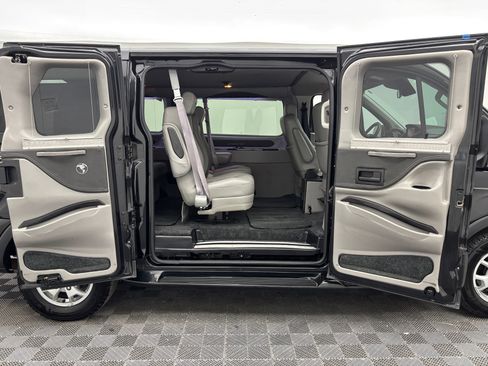 Used 2015 Ford Transit 150 130 Low Roof w/ Exterior Upgrade Package RWD image 6