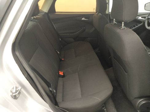 Used 2018 Ford Focus SE image 19