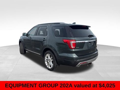 Used 2016 Ford Explorer XLT w/ Equipment Group 202A image 3