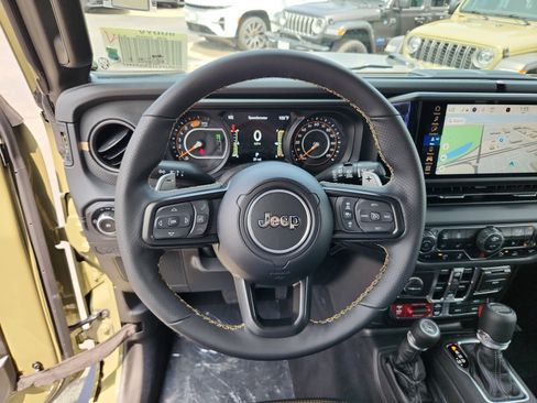 New 2025 Jeep Wrangler Unlimited Rubicon 392 image 9