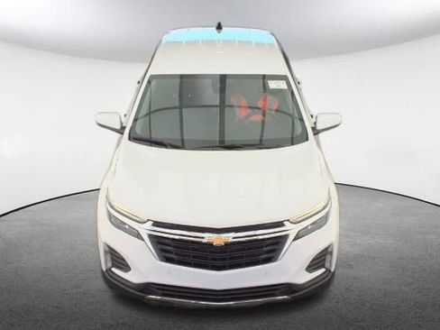 Used 2024 Chevrolet Equinox LT w/ LPO, Floor Liner Package AWD/4WD image 2