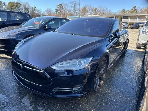 Used 2015 Tesla Model S AWD image 1