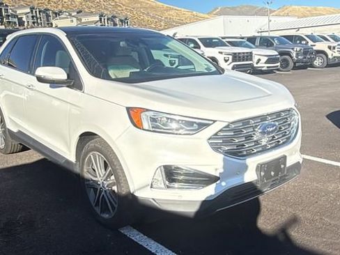 Used 2022 Ford Edge Titanium w/ Equipment Group 301A image 2