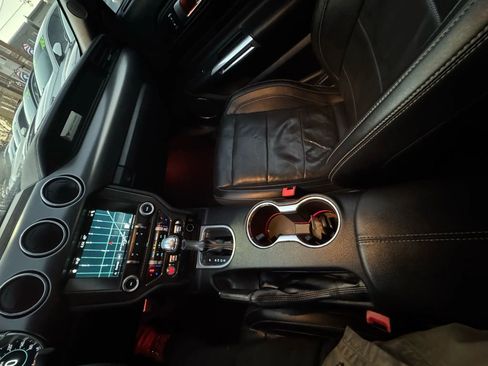 Used 2018 Ford Mustang Premium w/ Equipment Group 201A image 18