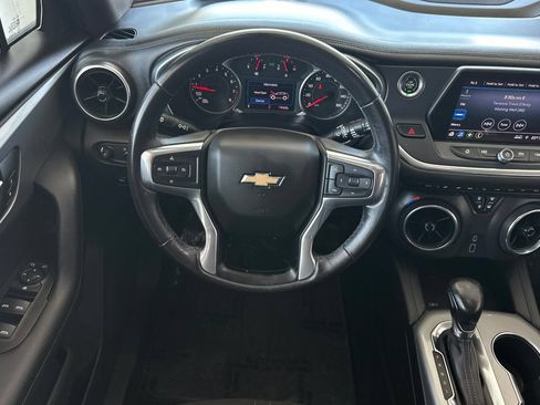 Used 2019 Chevrolet Blazer LT FWD image 17
