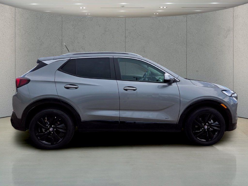Used 2025 Buick Encore GX Sport Touring w/ Comfort Package FWD image 6