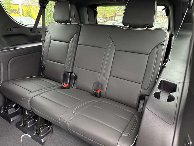New 2026 GMC Yukon XL Elevation w/ Elevation Premium Package AWD/4WD image 17