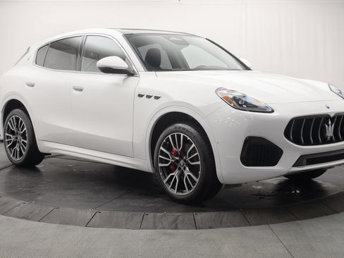 New 2025 Maserati Grecale GT AWD/4WD image 9