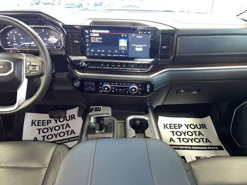 Used 2025 GMC Sierra 1500 SLT w/ SLT Premium Package image 10