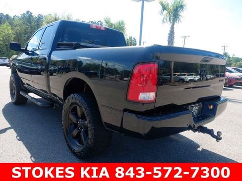Used 2018 RAM 1500 Express w/ Black Ram 1500 Express Group image 7