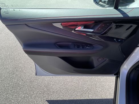 New 2025 Chevrolet Blazer EV RS image 59