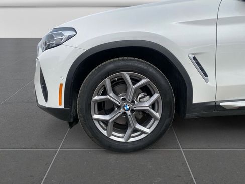 Used 2024 BMW X4 xDrive30i image 10