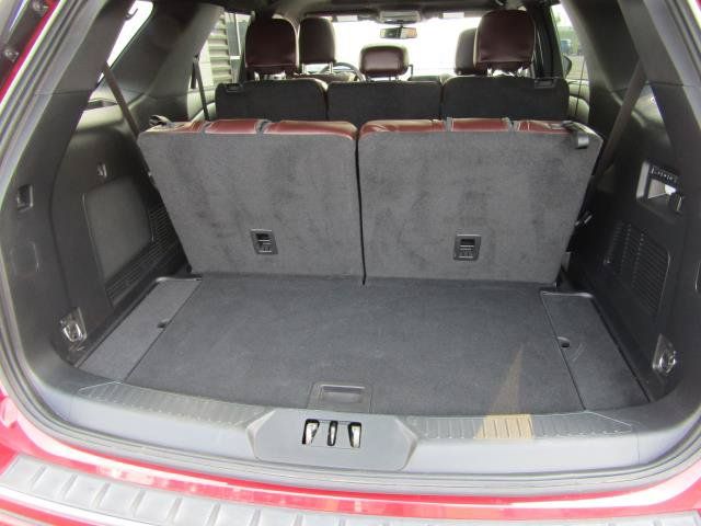 Certified 2022 Ford Explorer Platinum w/ Equipment Group 601A AWD/4WD image 16