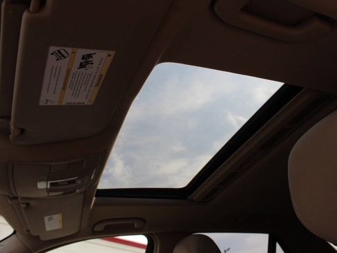 Used 2015 Mercedes-Benz ML 350 2WD image 18