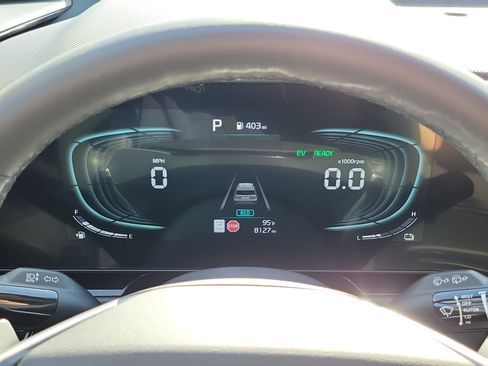 Certified 2025 Kia Niro EX FWD image 25