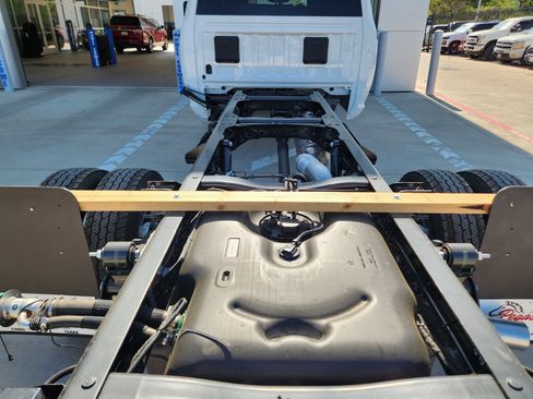 New 2026 RAM 5500 Tradesman AWD/4WD image 26