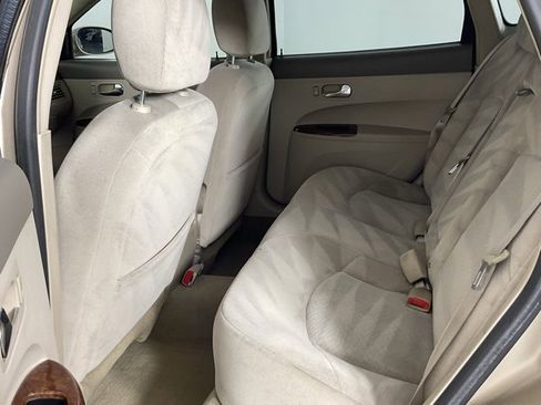 Used 2005 Buick LaCrosse CX image 13