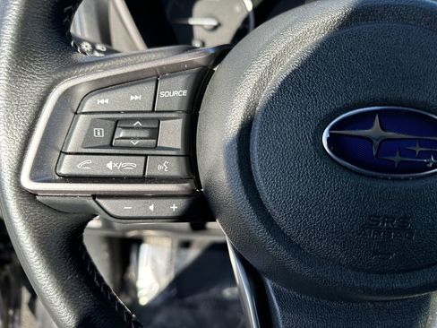 Used 2023 Subaru Ascent Premium w/ Convenience Package image 12