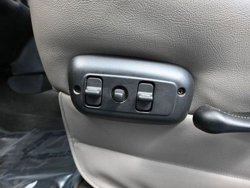 Used 2004 Dodge Ram 1500 Truck SLT w/ Sport Appearance Group image 21