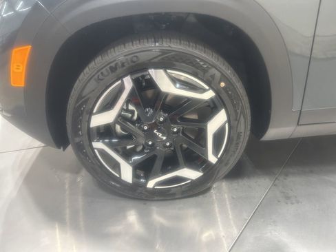 New 2026 Kia Seltos SX image 26