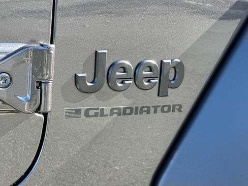 New 2026 Jeep Gladiator Sport AWD/4WD image 22