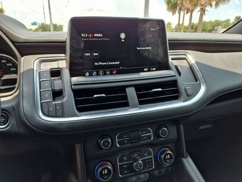 Used 2021 Chevrolet Tahoe High Country w/ Premium Package RWD image 17