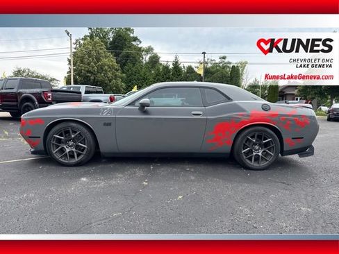 Used 2017 Dodge Challenger R/T w/ Quick Order Package 28P T/A RWD image 10