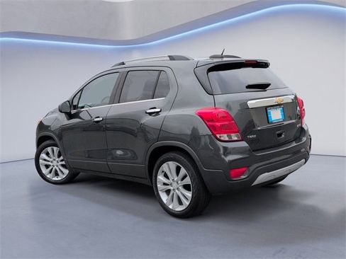 Used 2017 Chevrolet Trax Premier w/ Driver Confidence II Package image 9