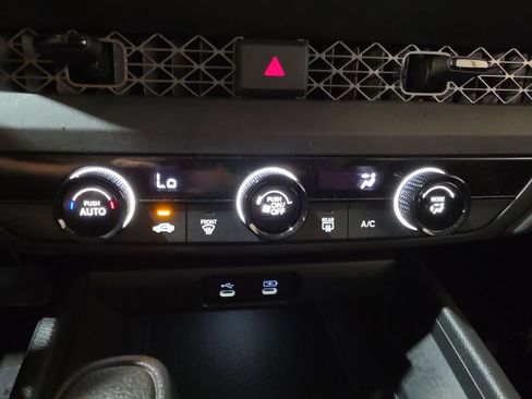 Used 2025 Honda Accord LX image 16