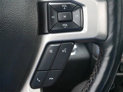 Used 2022 Ford F250 Platinum w/ FX4 Off-Road Package image 22