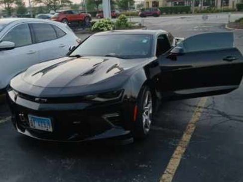 Used 2017 Chevrolet Camaro SS RWD image 10