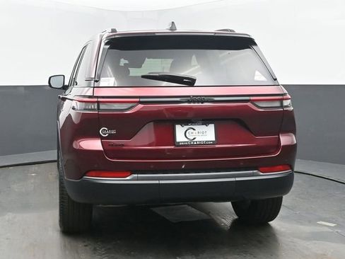 New 2026 Jeep Grand Cherokee Limited w/ Limited Altitude Package image 5