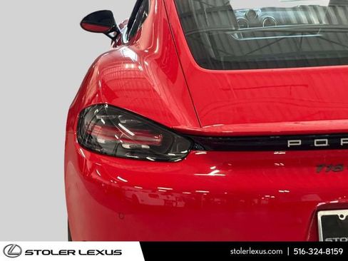Used 2023 Porsche 718 Cayman RWD image 11
