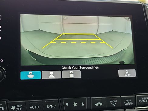 Certified 2024 Honda Odyssey Sport image 24