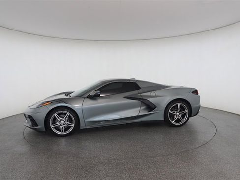 Used 2022 Chevrolet Corvette Stingray Convertible w/ 1LT image 7