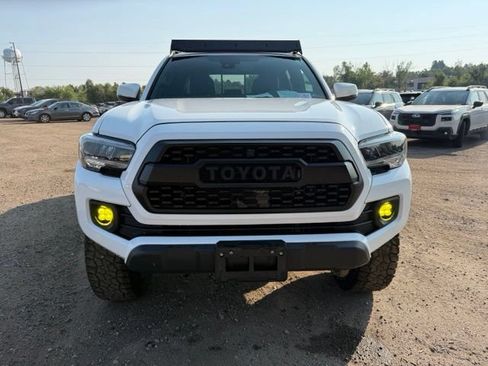 Used 2023 Toyota Tacoma TRD Off-Road w/ Technology Package AWD/4WD image 8