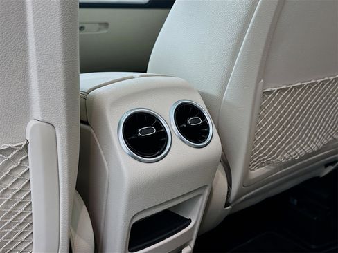 Certified 2023 Mercedes-Benz GLB 250 image 26