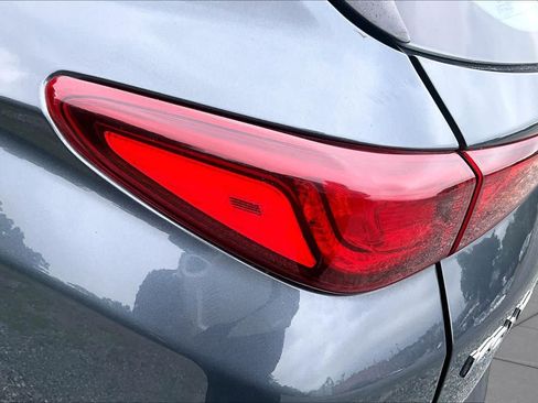 Used 2018 Hyundai Kona SE AWD/4WD image 29